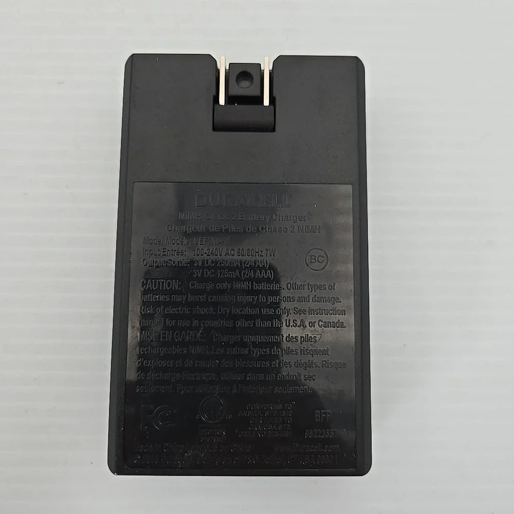 Duracell CEF7NA1 is500 NiMH Class 2 4 Slot‎ Battery Charger Wall Plug